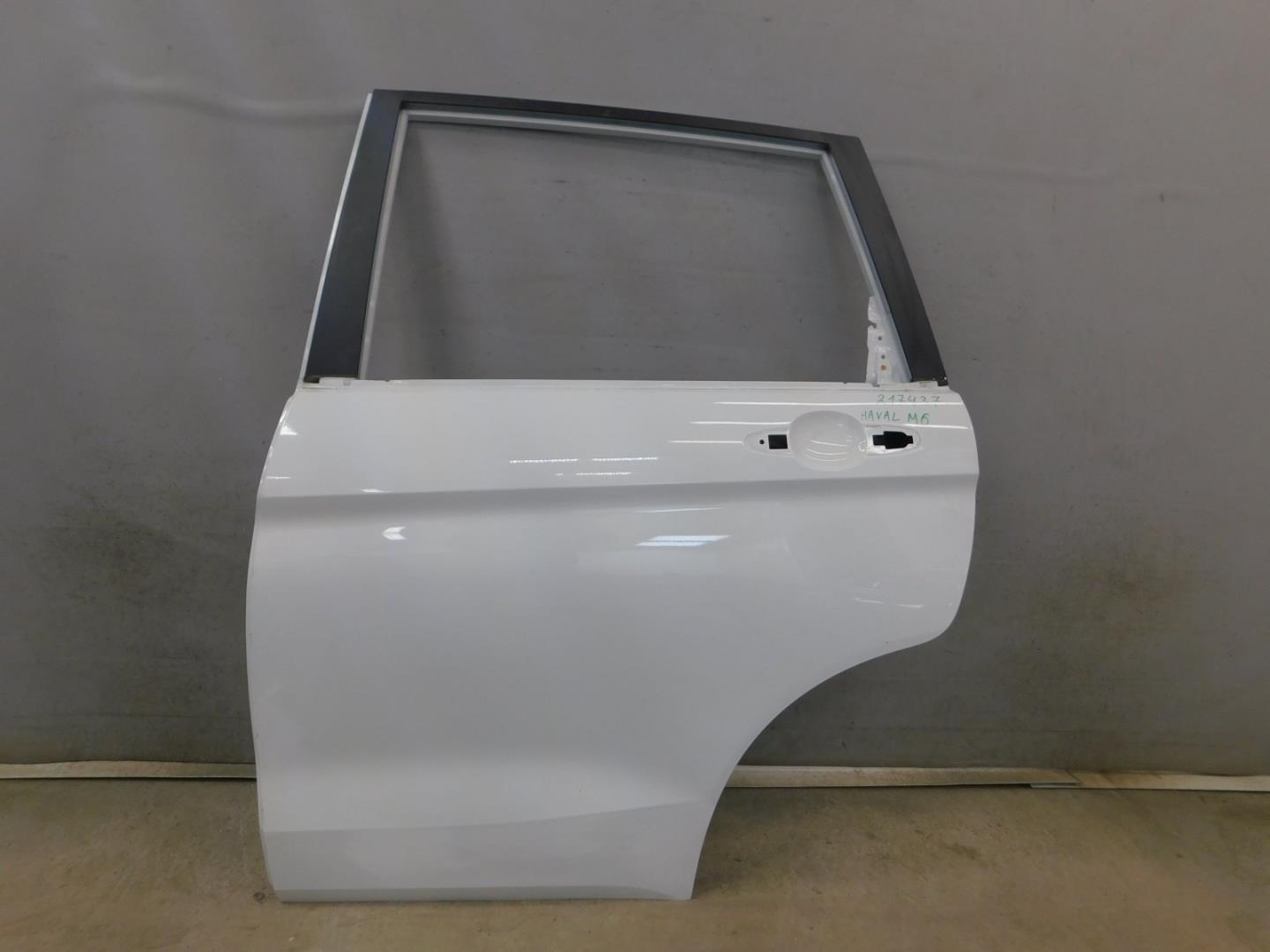 Дверь задняя левая