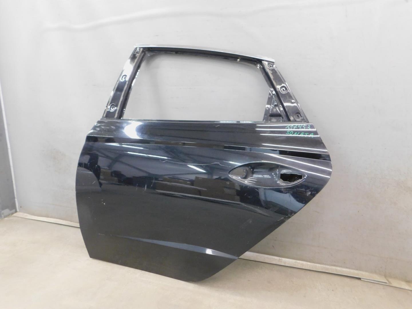 Дверь задняя левая