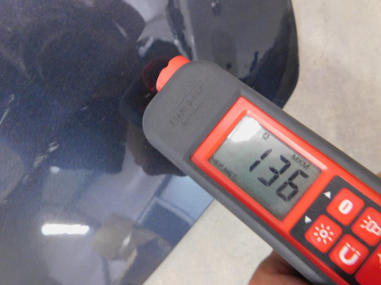 Дверь багажника