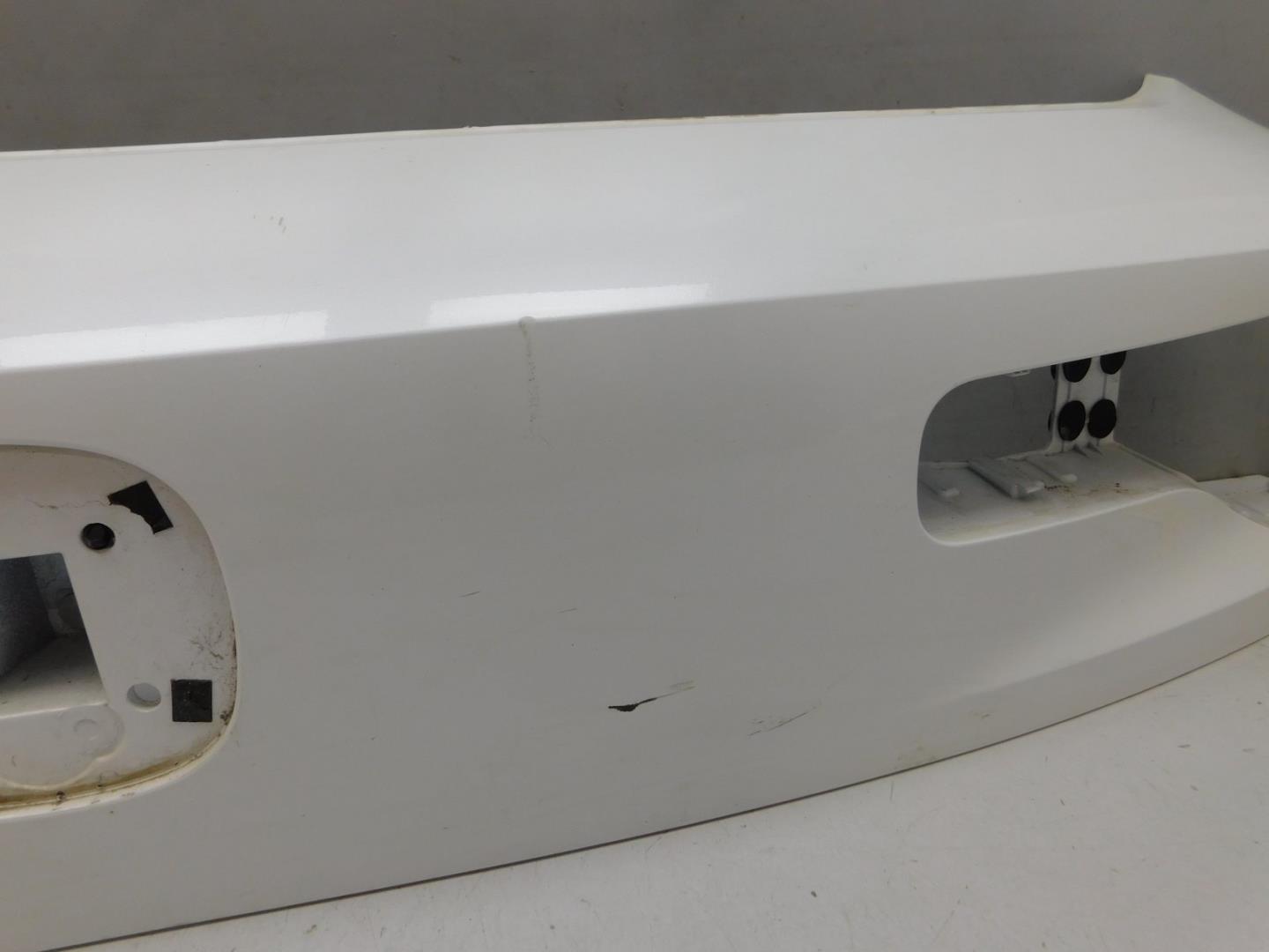 Накладка двери багажника