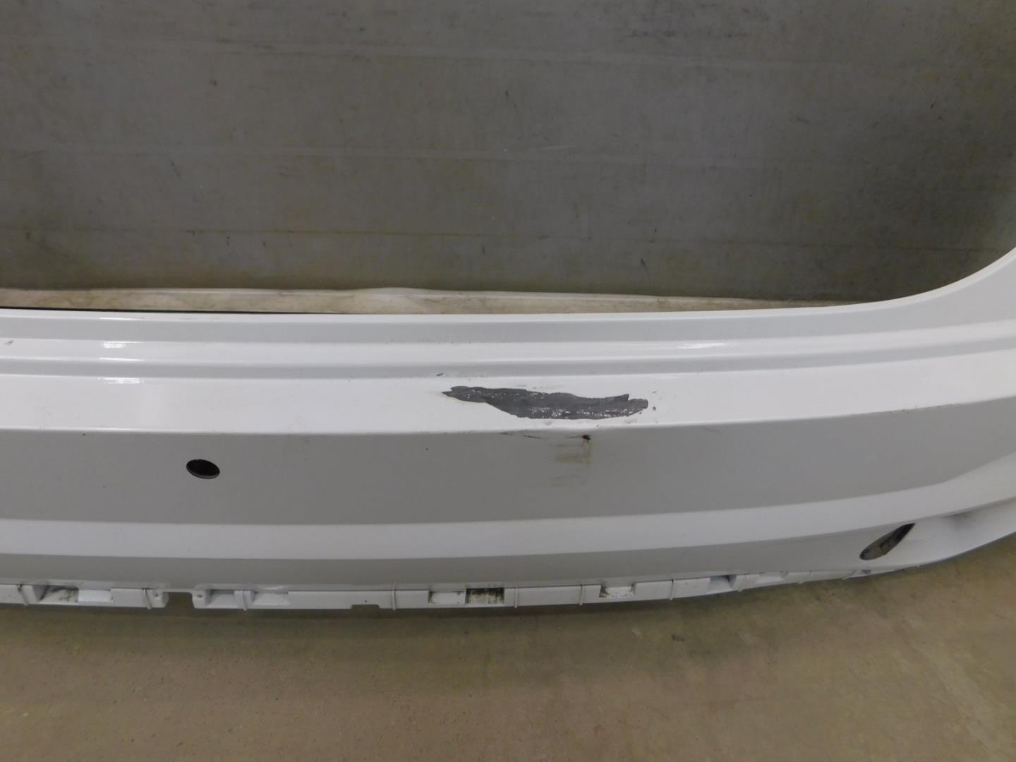 Бампер задний