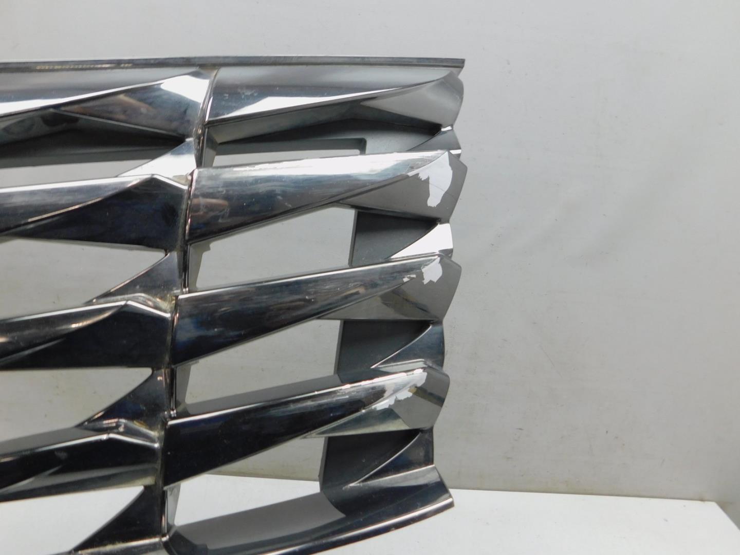 Решетка радиатора