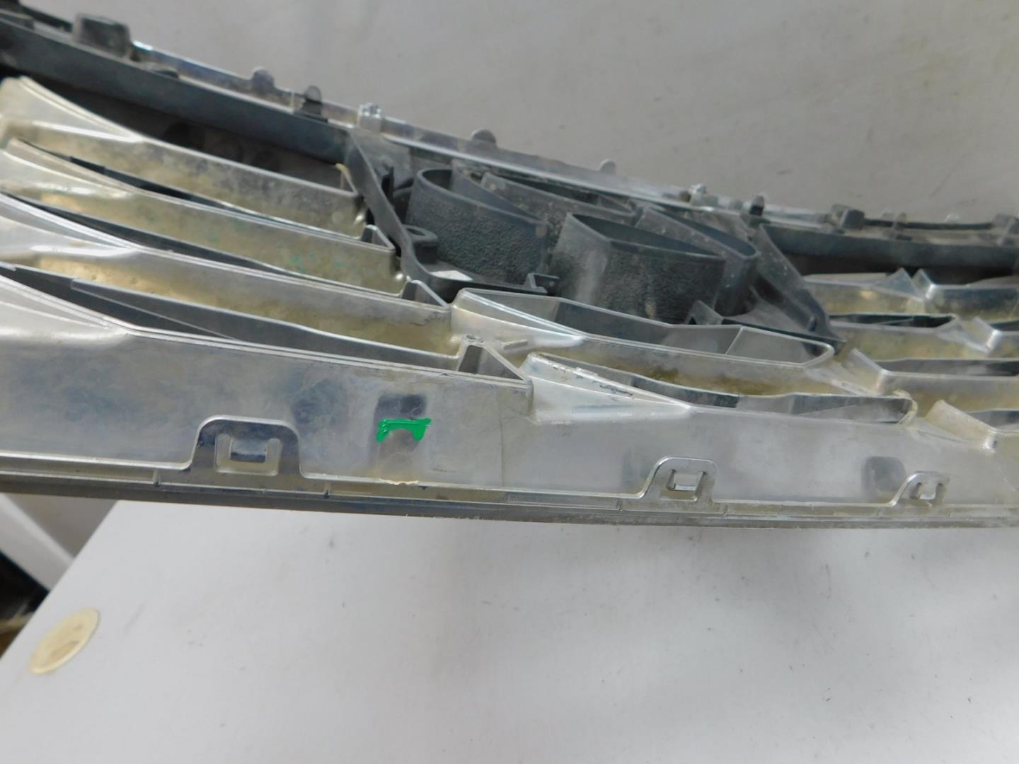 Решетка радиатора