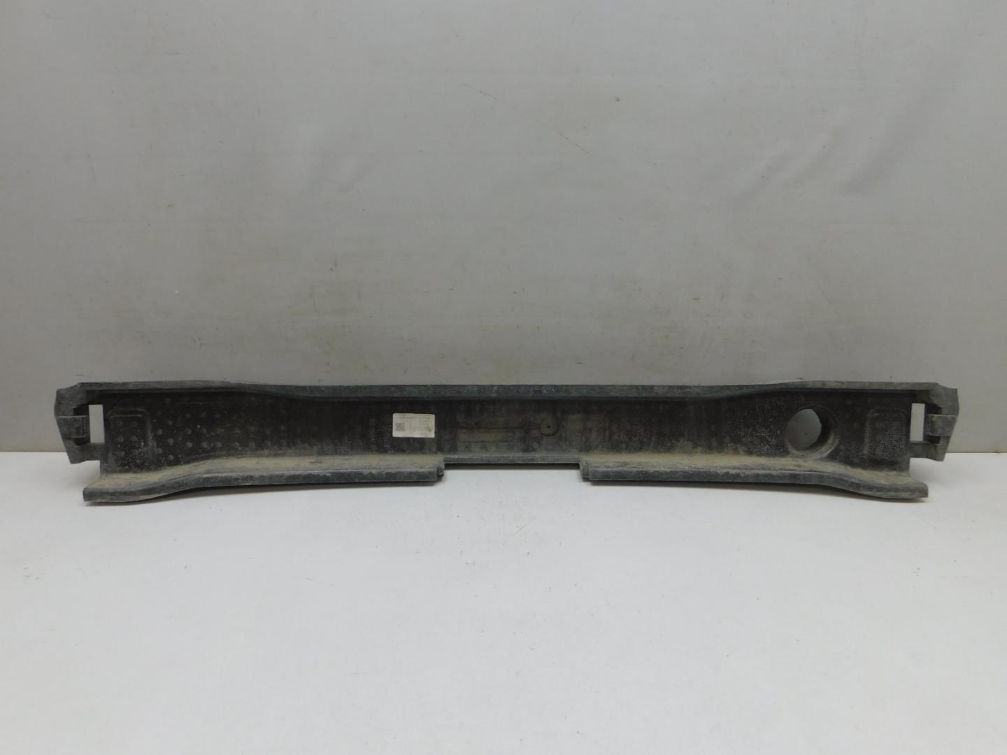 Усилитель переднего бампера