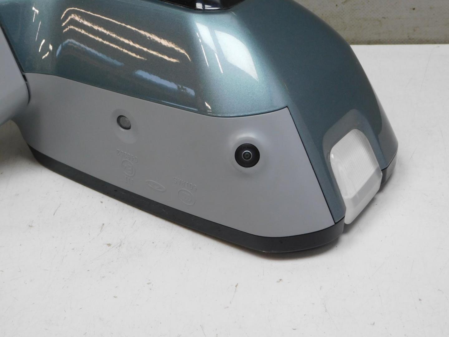 Зеркало левое электрическое