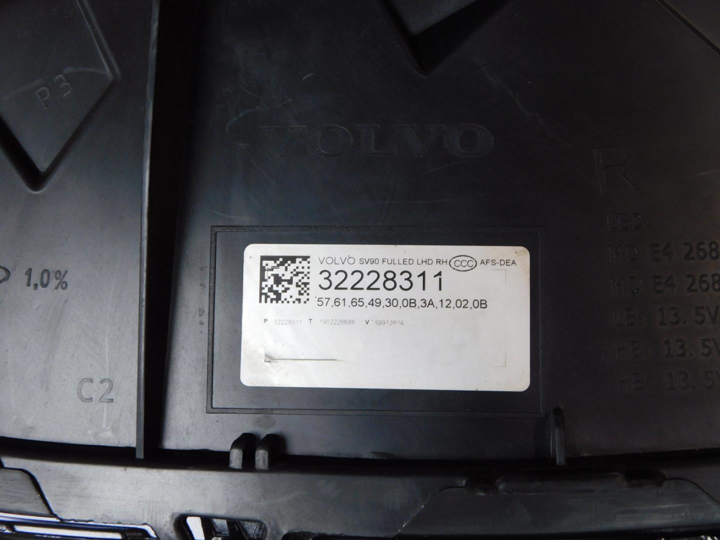 Фара правая