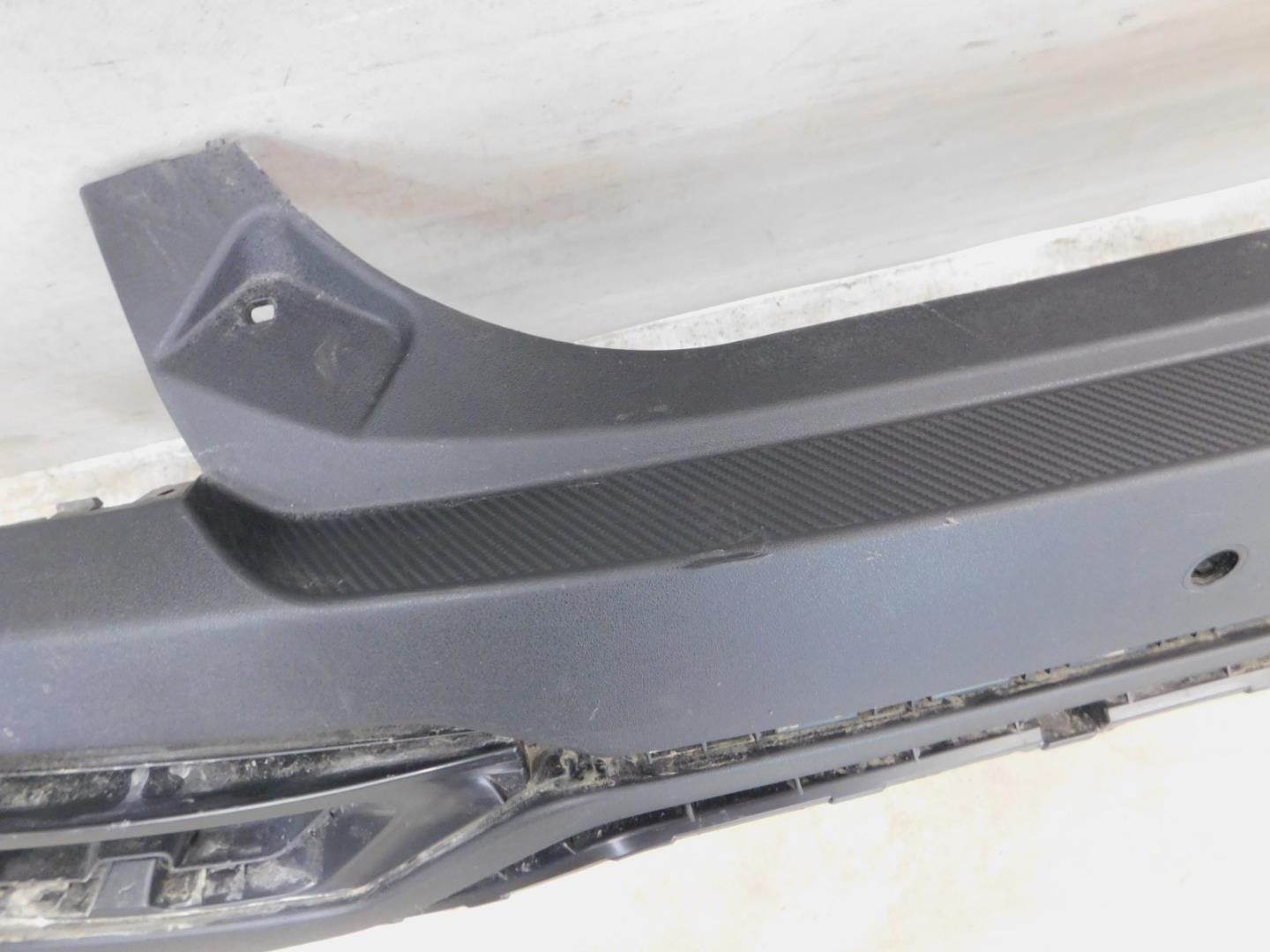 Бампер задний