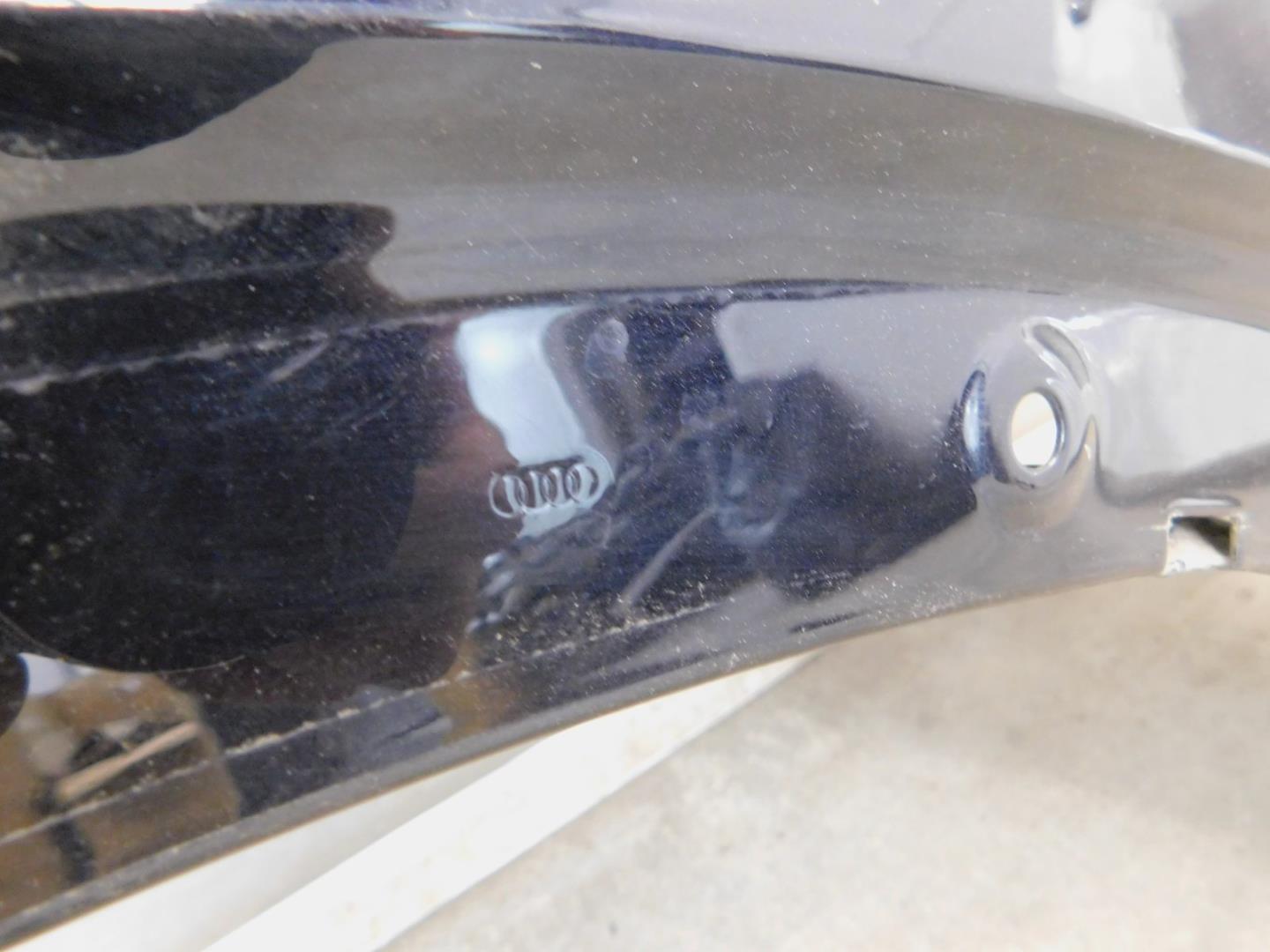 Крыло переднее правое