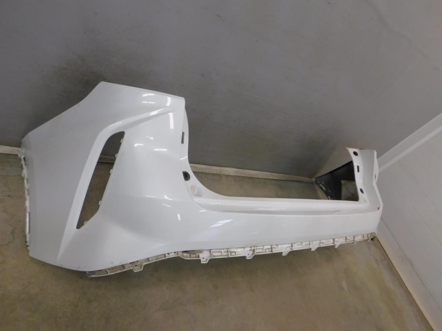 Бампер задний