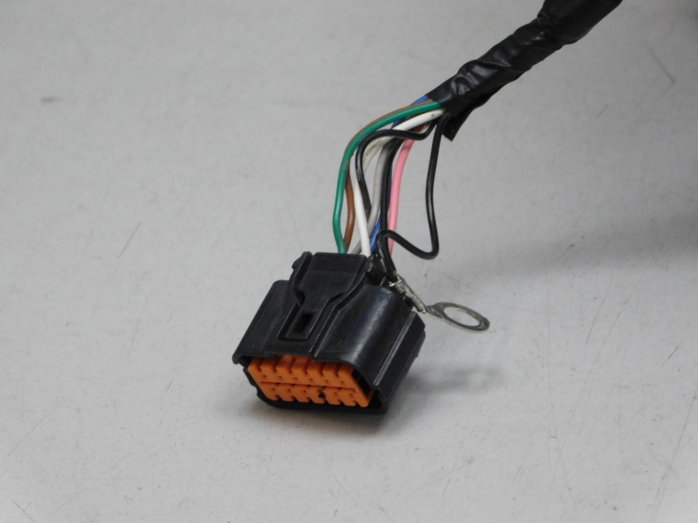 Зеркало правое электрическое