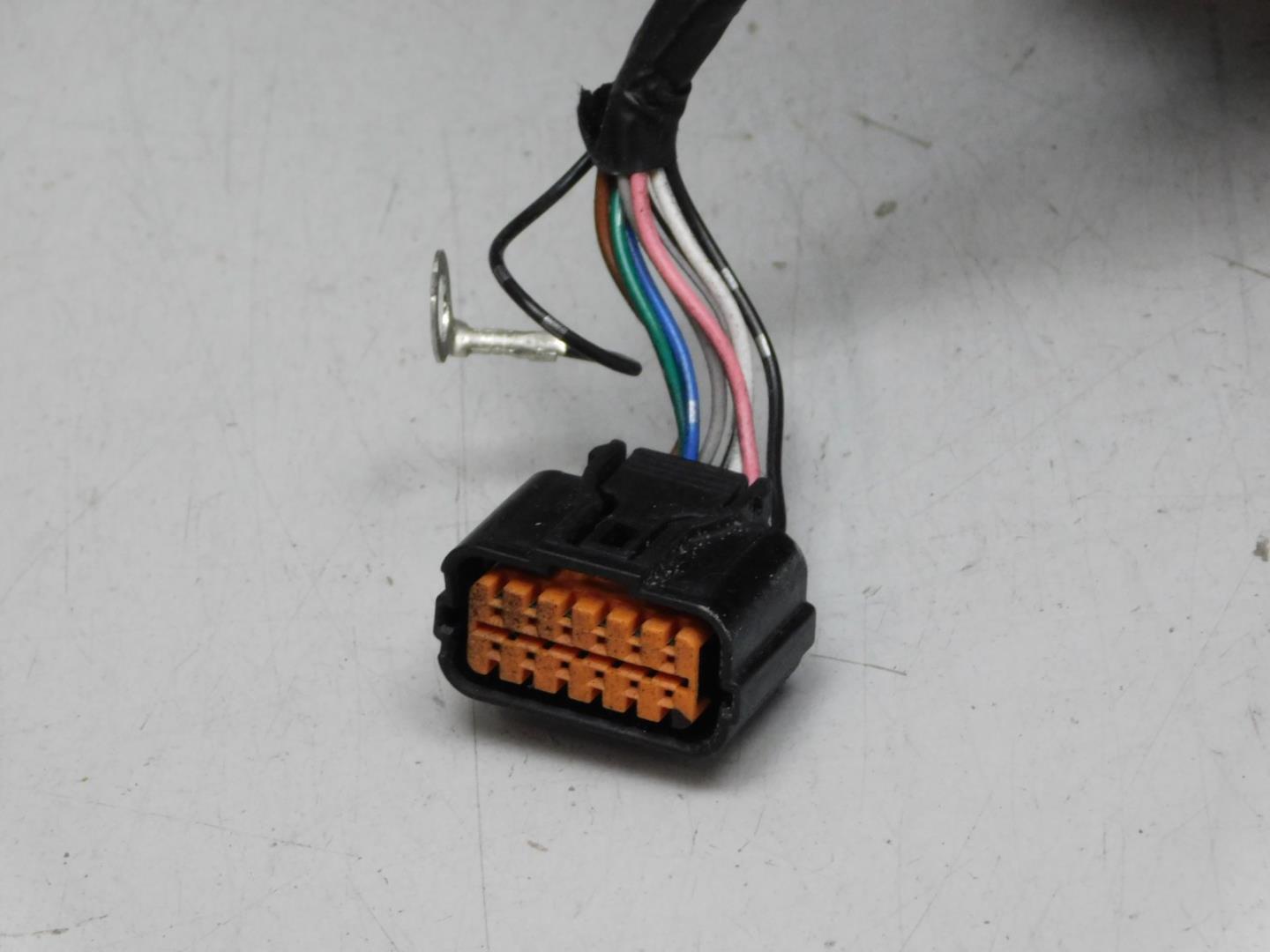 Зеркало правое электрическое