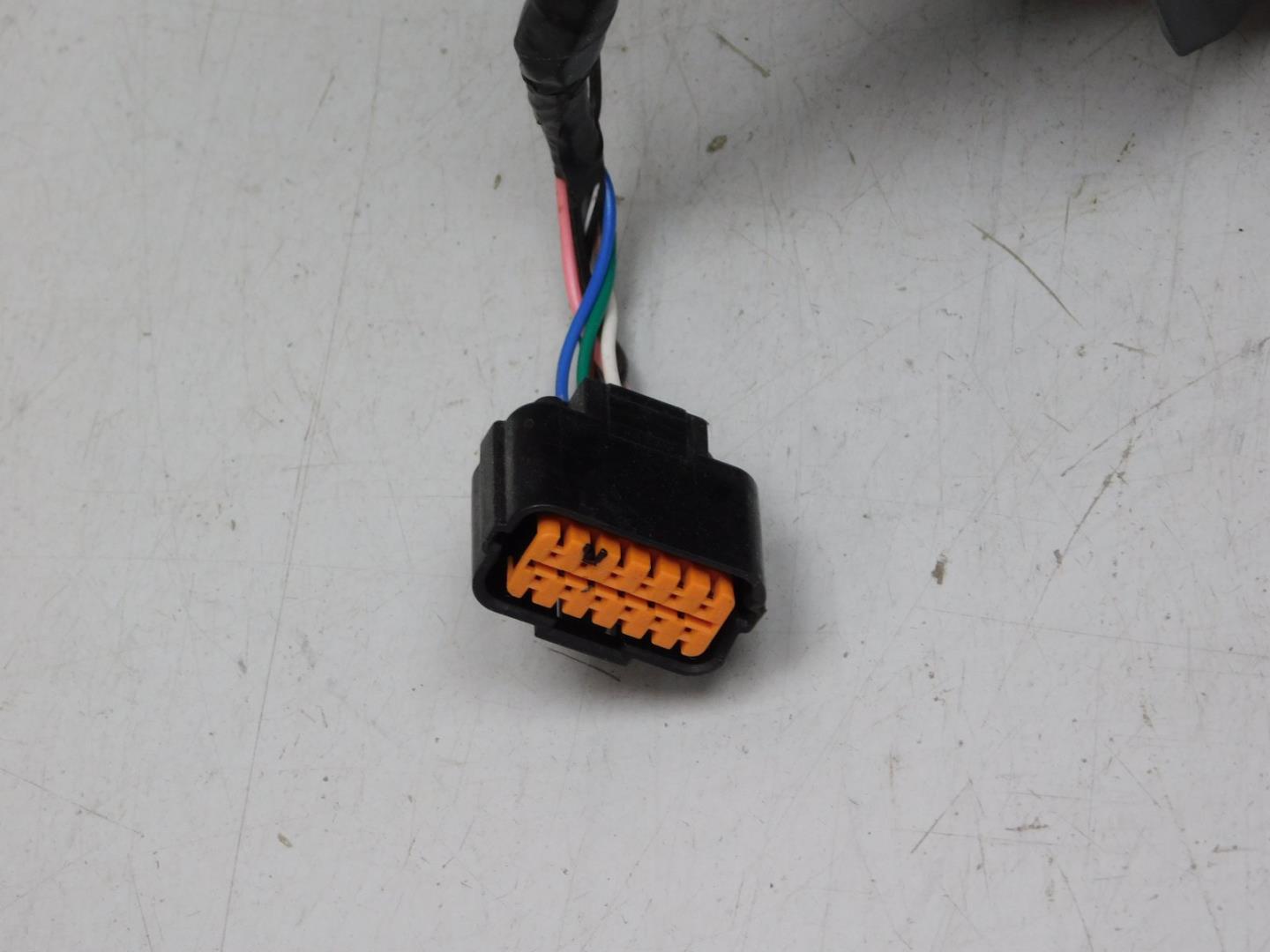 Зеркало правое электрическое