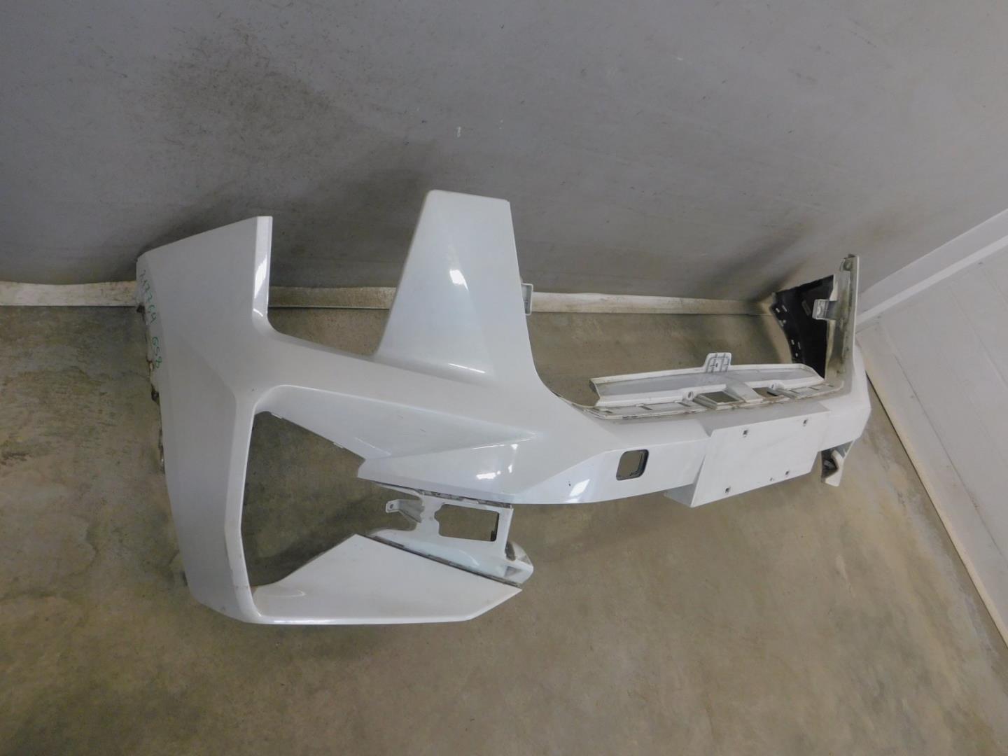 Бампер передний