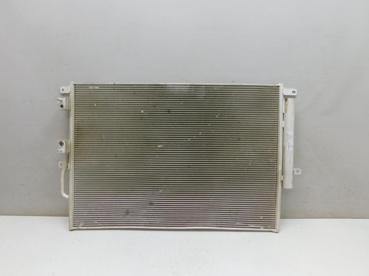 Радиатор кондиционера / конденсер