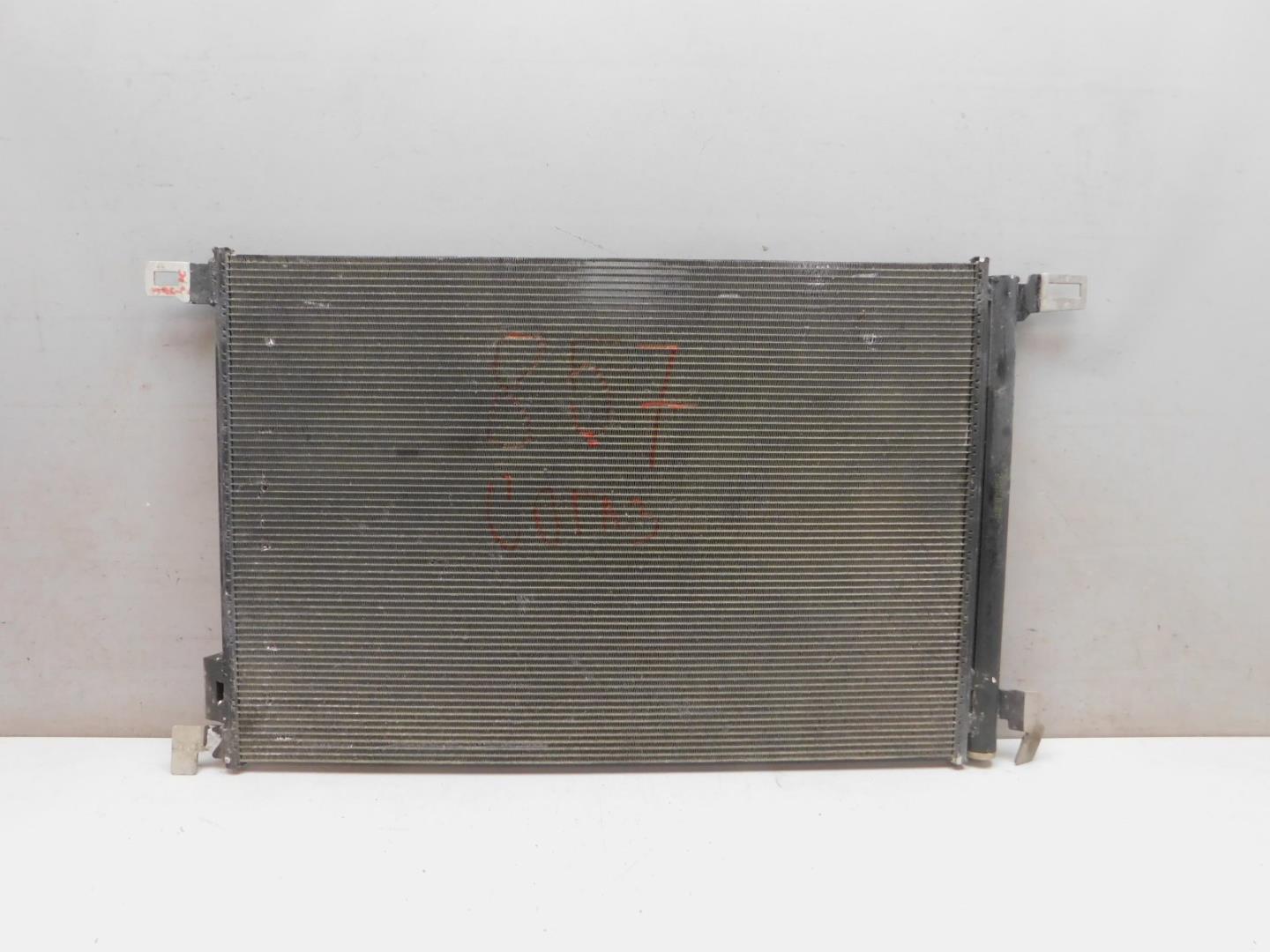 Радиатор кондиционера / конденсер