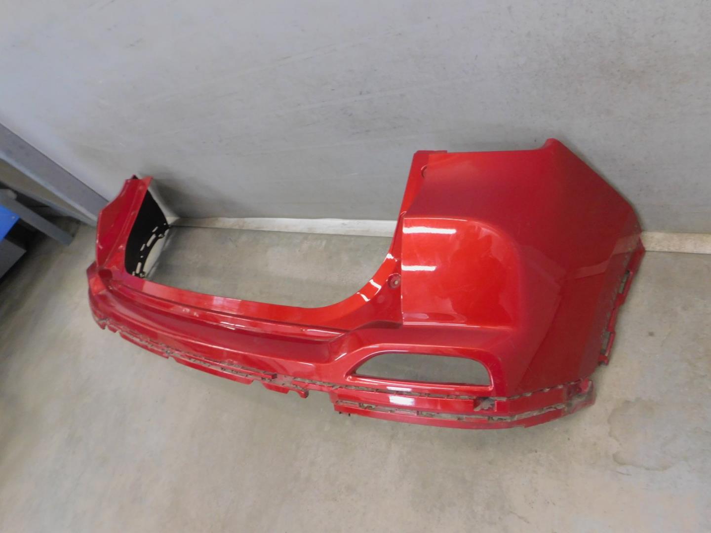 Бампер задний