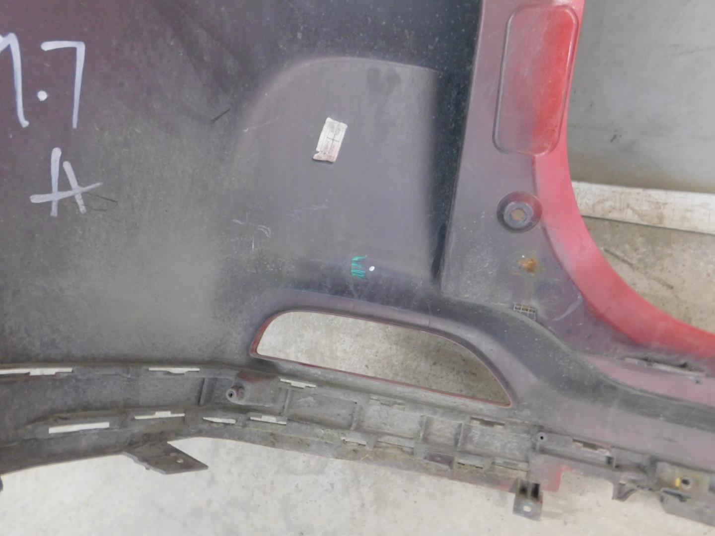 Бампер задний