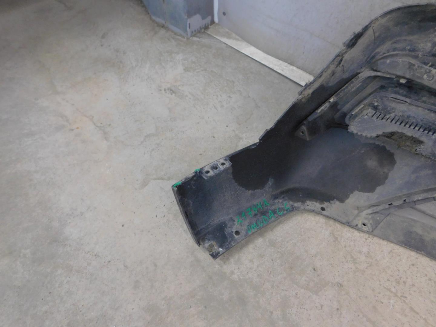 Бампер задний