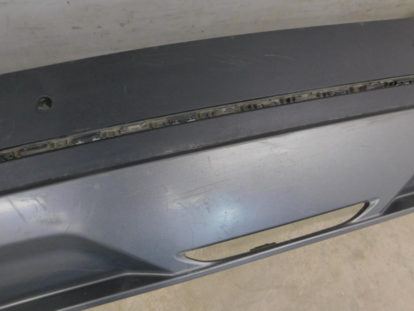 Бампер задний