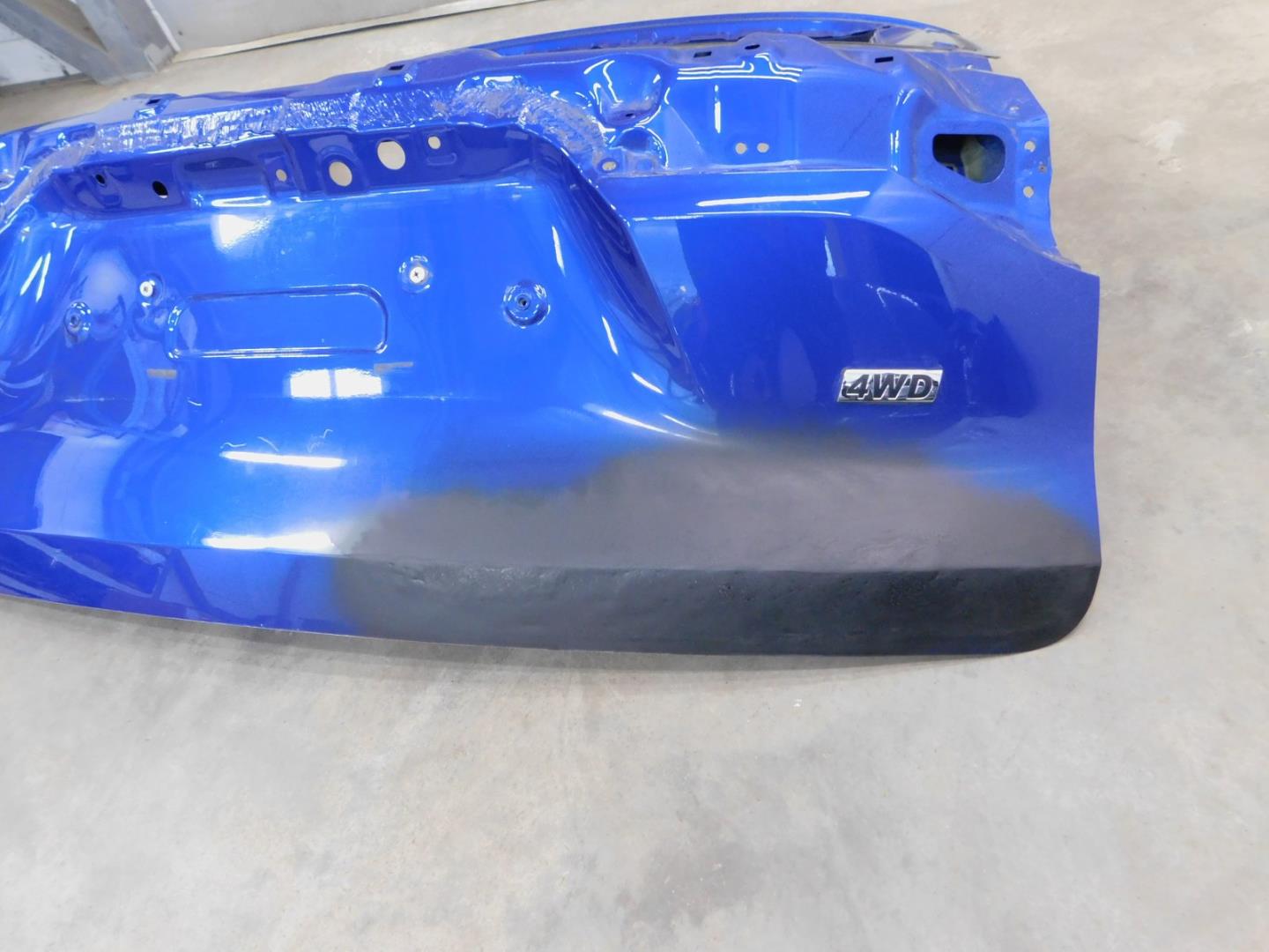 Дверь багажника