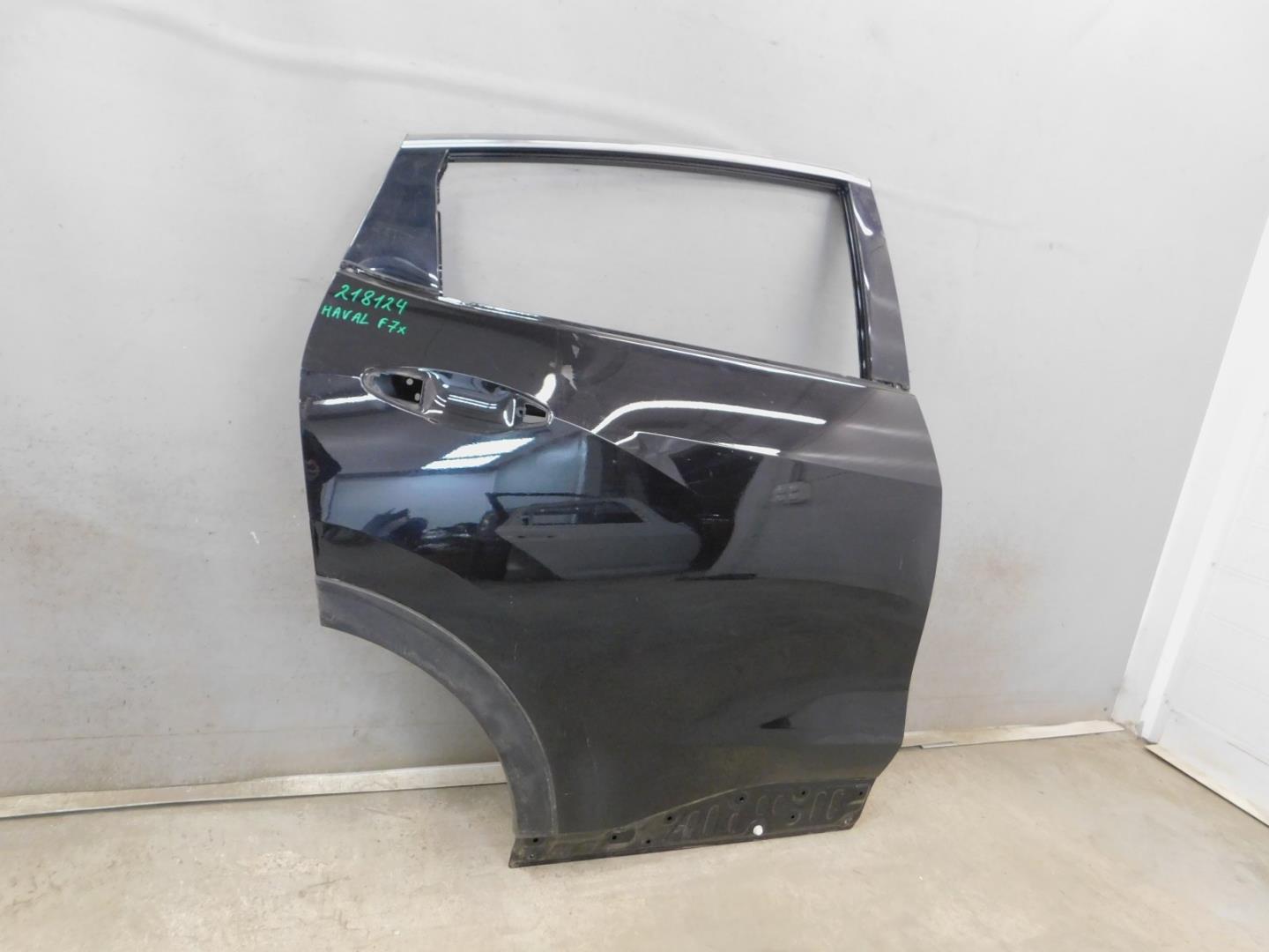 Дверь задняя правая