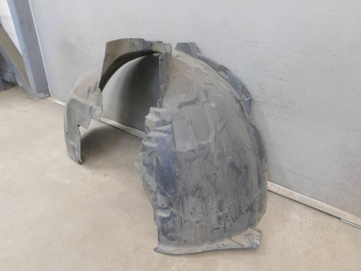 Локер передний правый