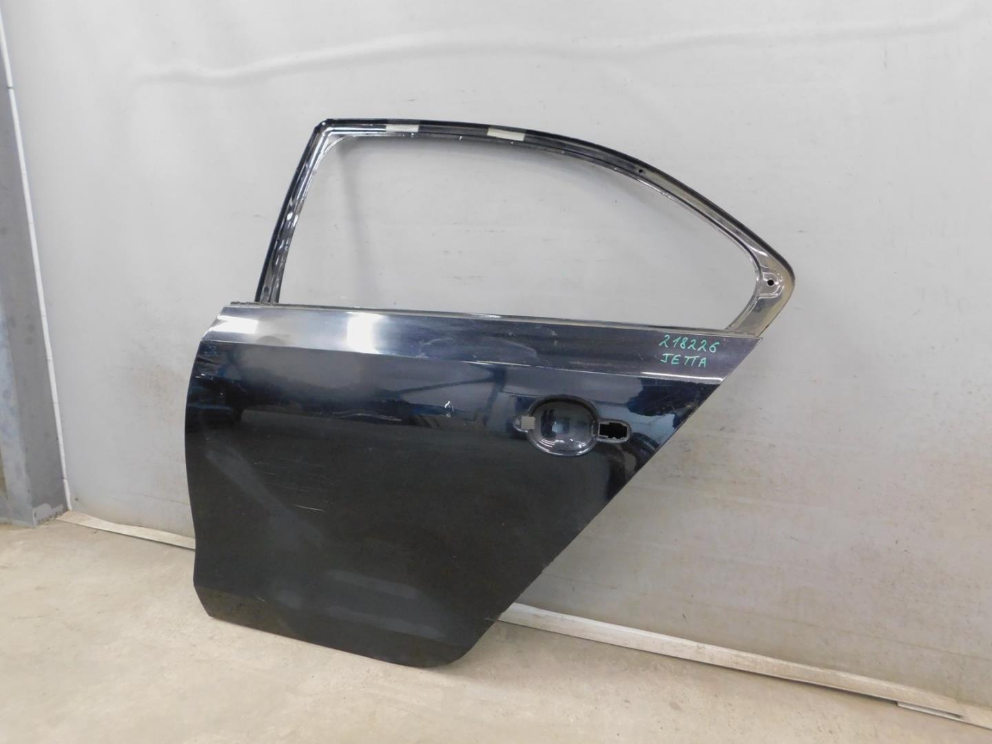 Дверь задняя левая