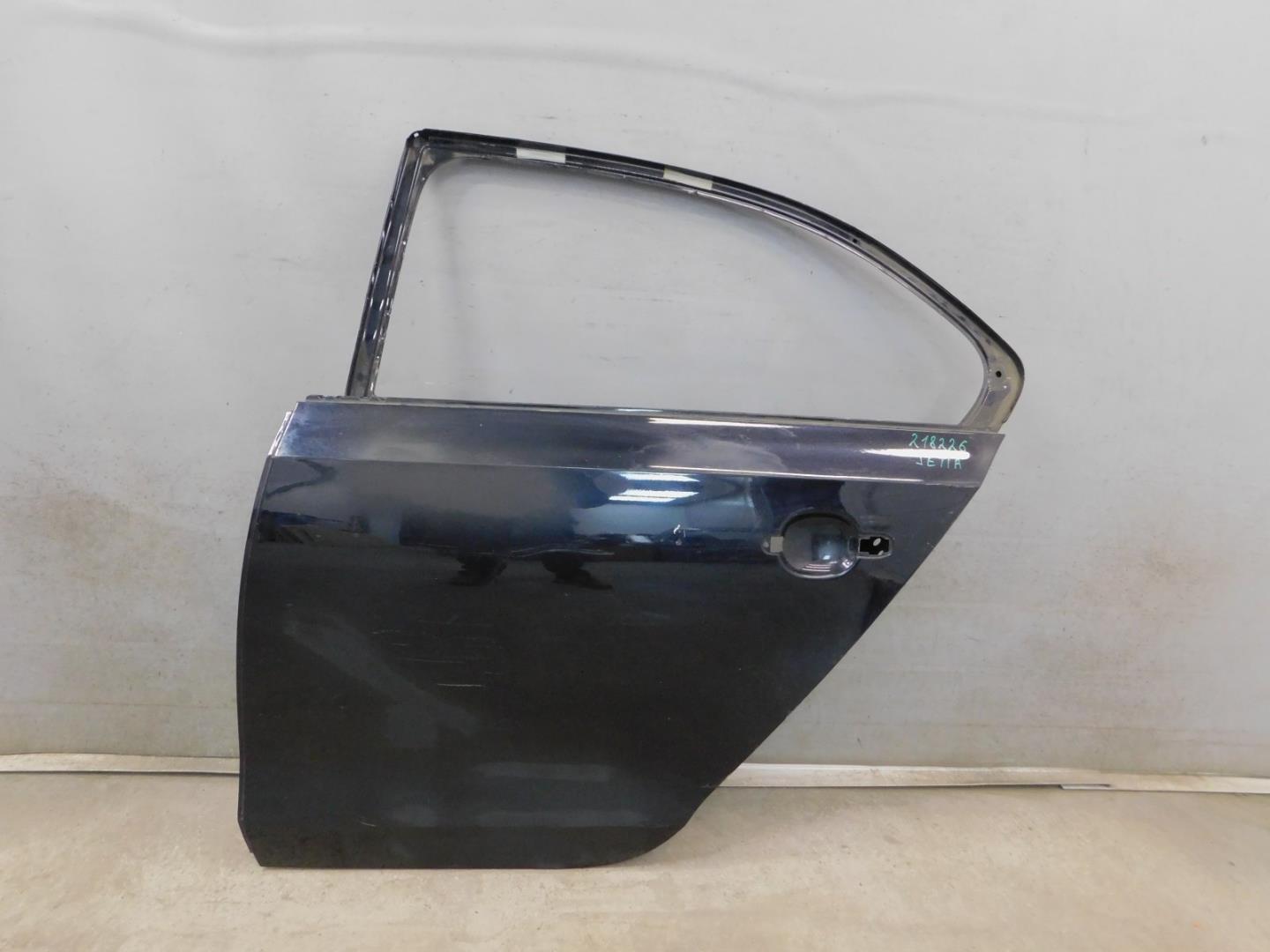 Дверь задняя левая