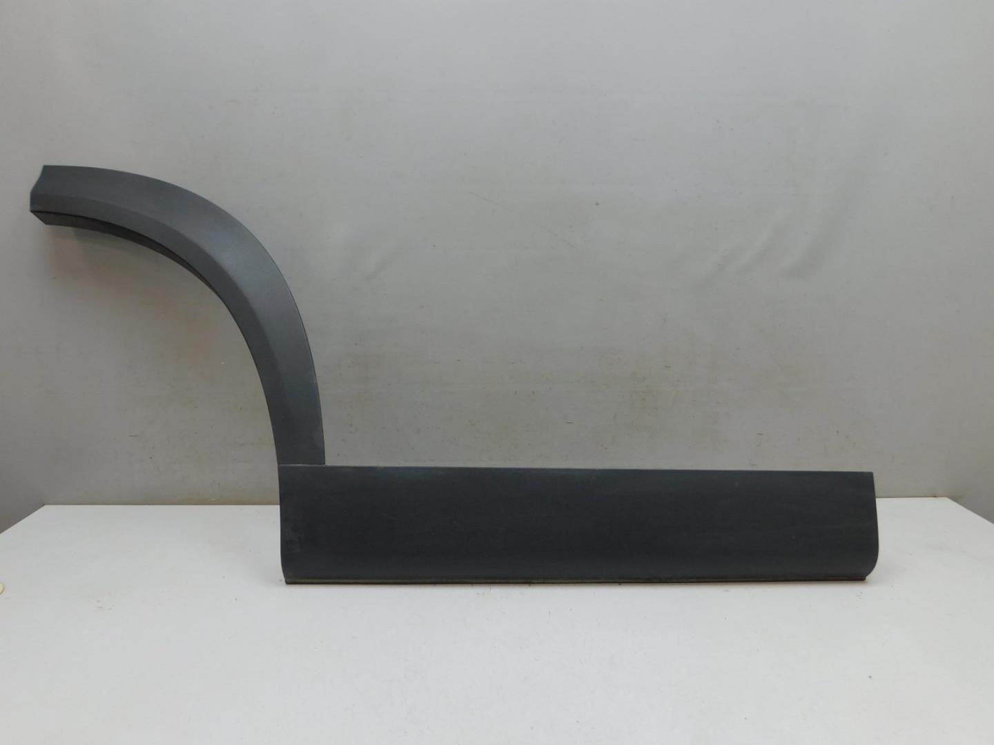 Накладка двери задней правой