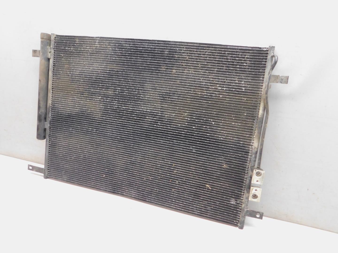 Радиатор кондиционера / конденсер