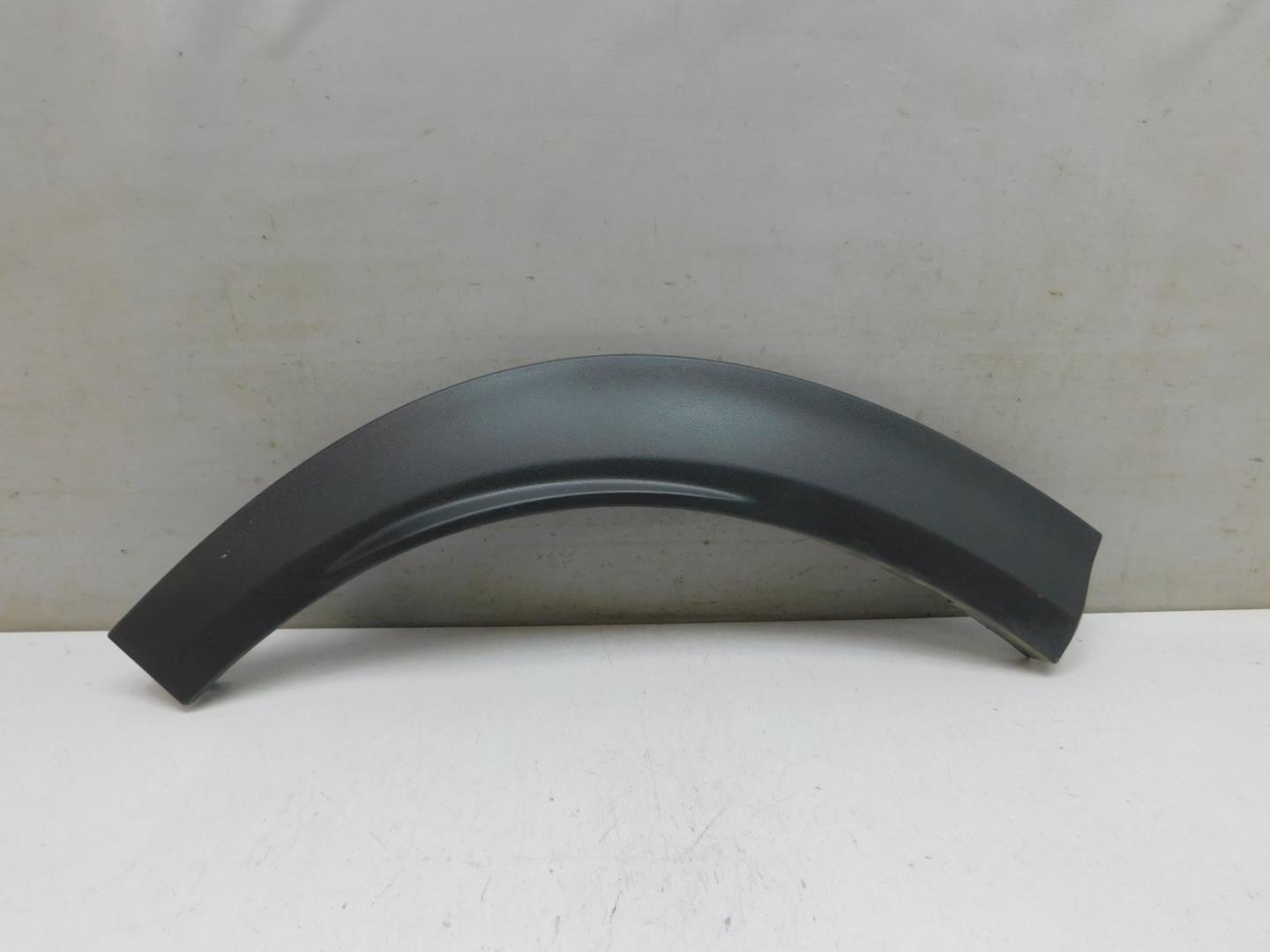 Накладка заднего крыла правого