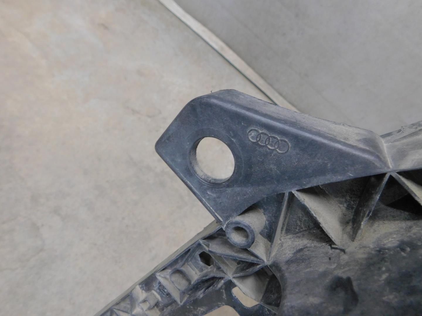 Панель передняя (телевизор)