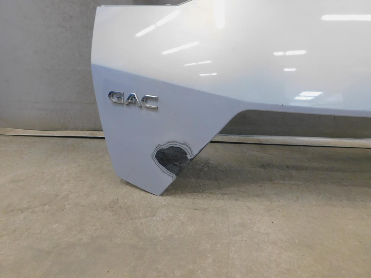 Накладка двери багажника