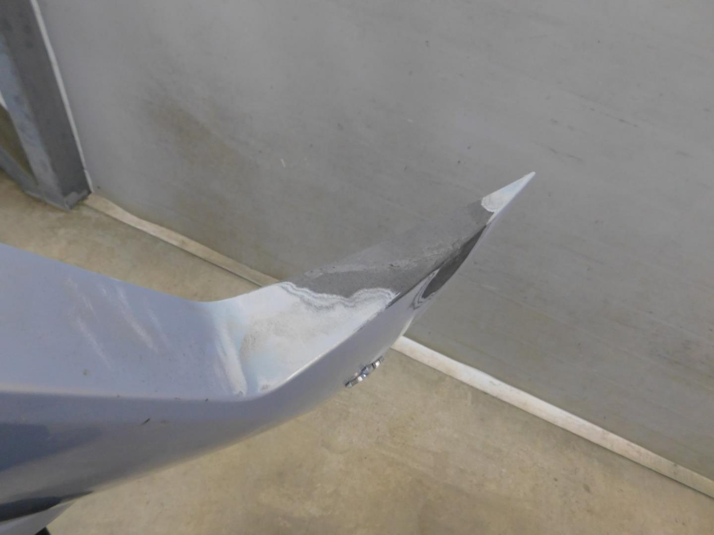 Накладка двери багажника