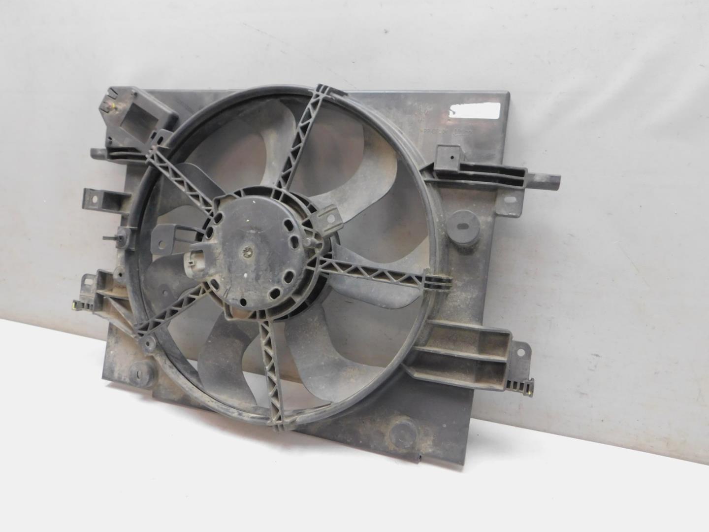 Диффузор вентилятора