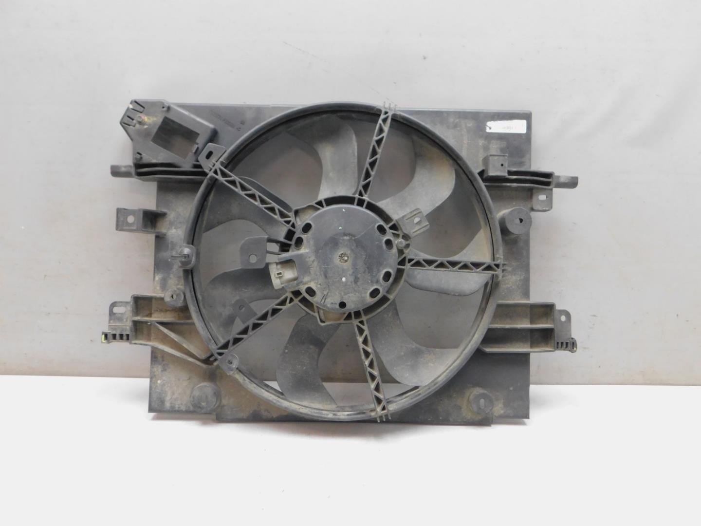 Диффузор вентилятора