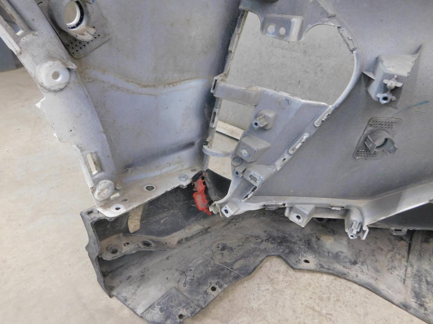 Бампер передний