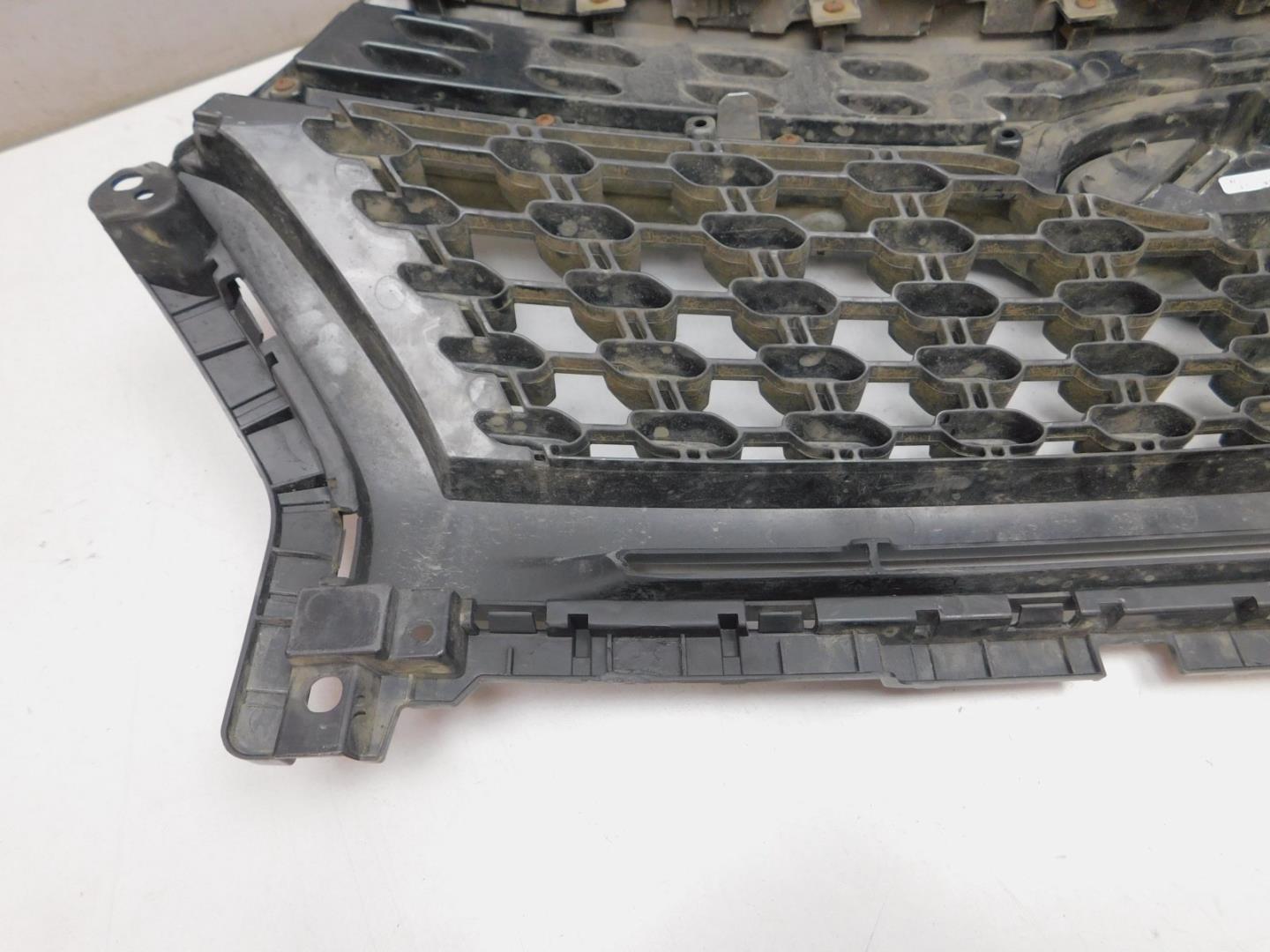 Решетка радиатора