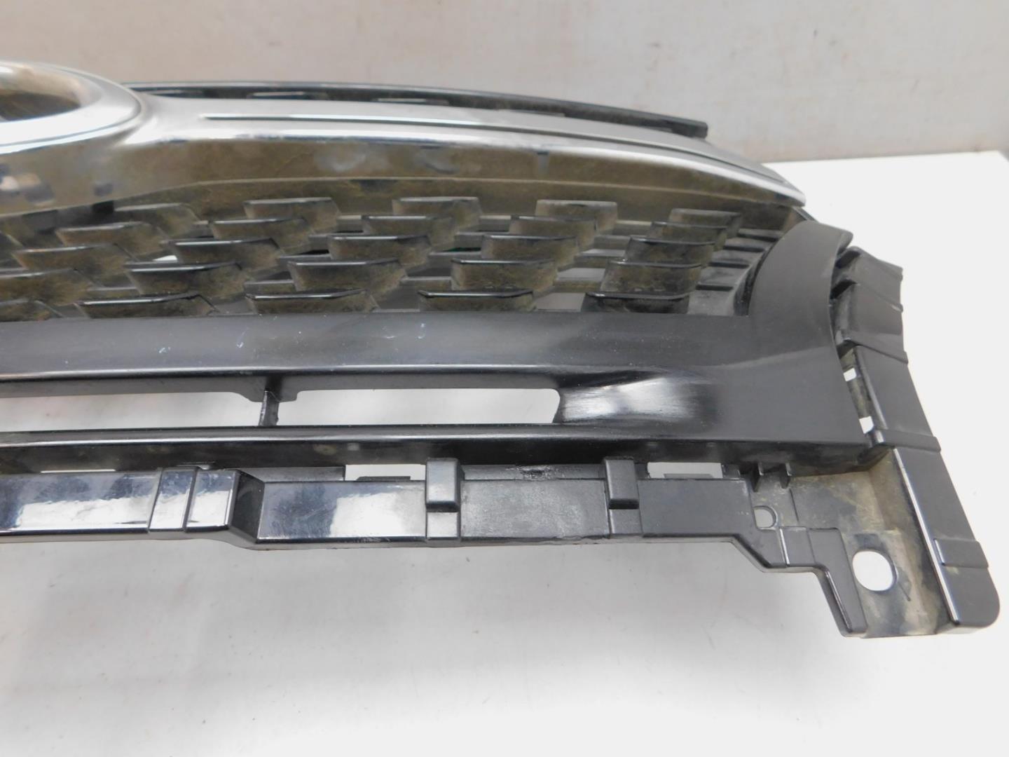 Решетка радиатора