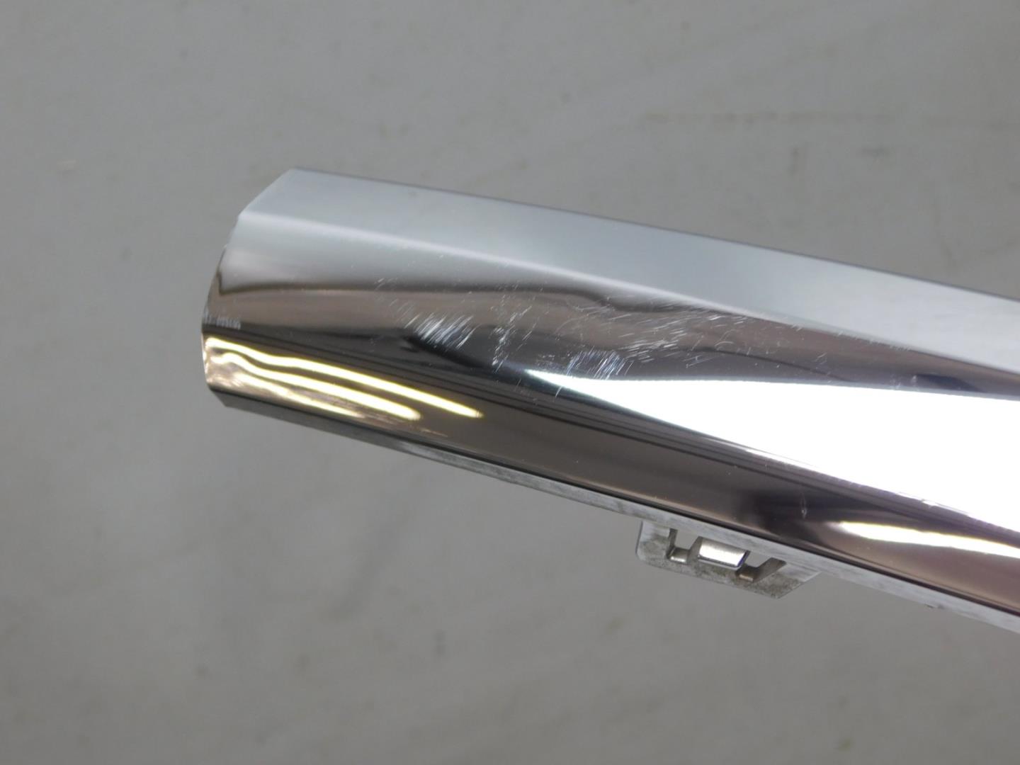 Молдинг заднего бампера