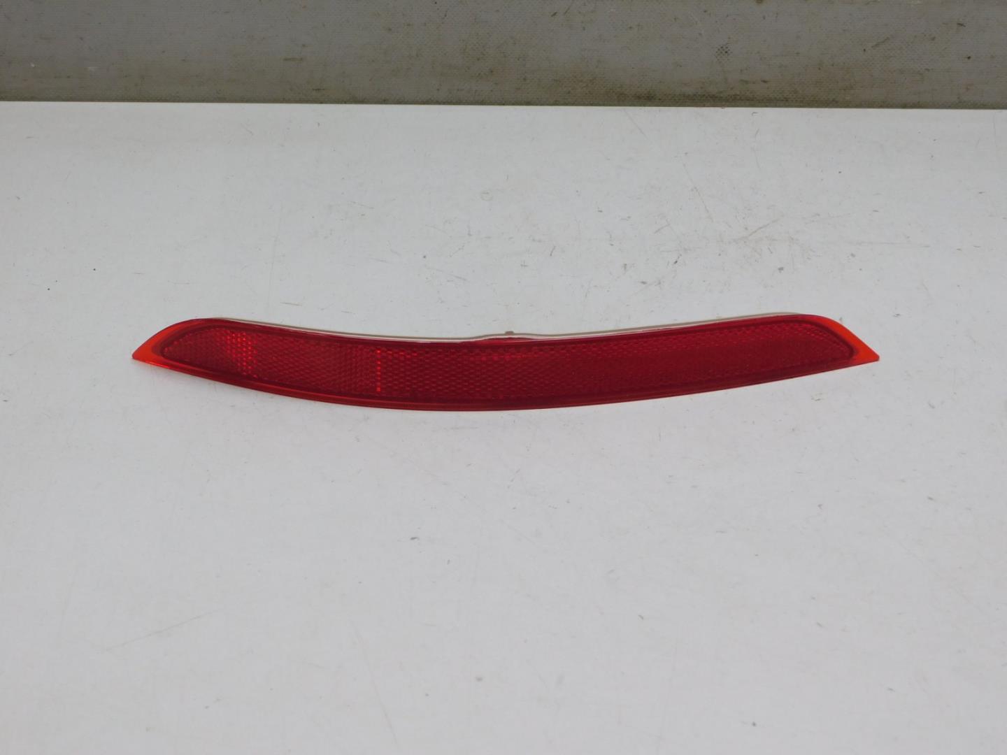 Фонарь задний в бампер левый