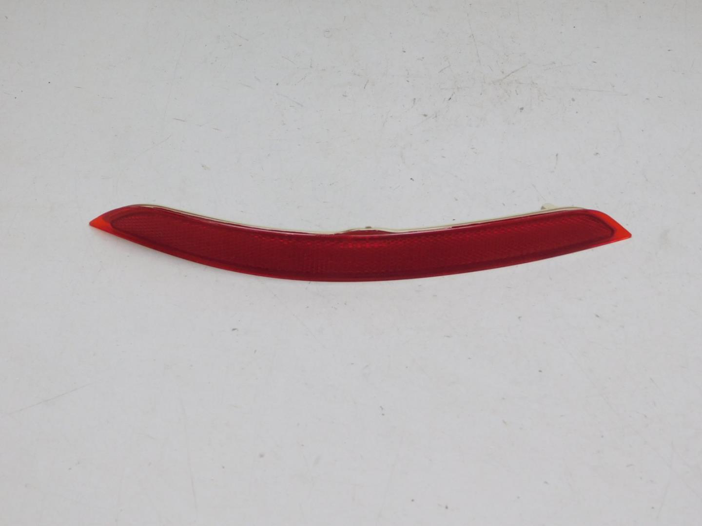 Фонарь задний в бампер левый