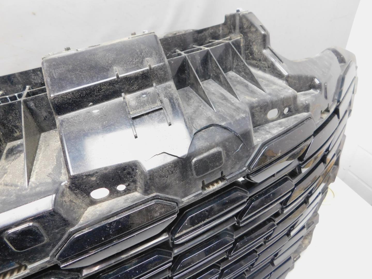 Решетка радиатора