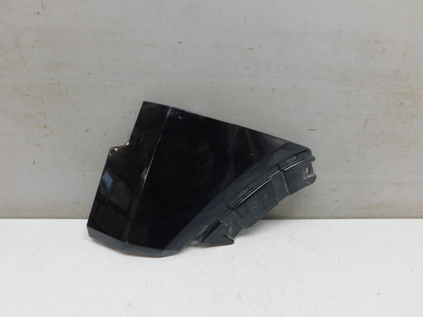 Накладка переднего бампера