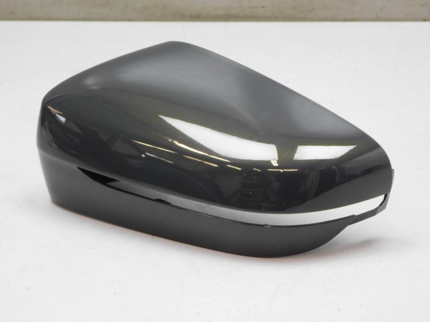 Накладка зеркала левого