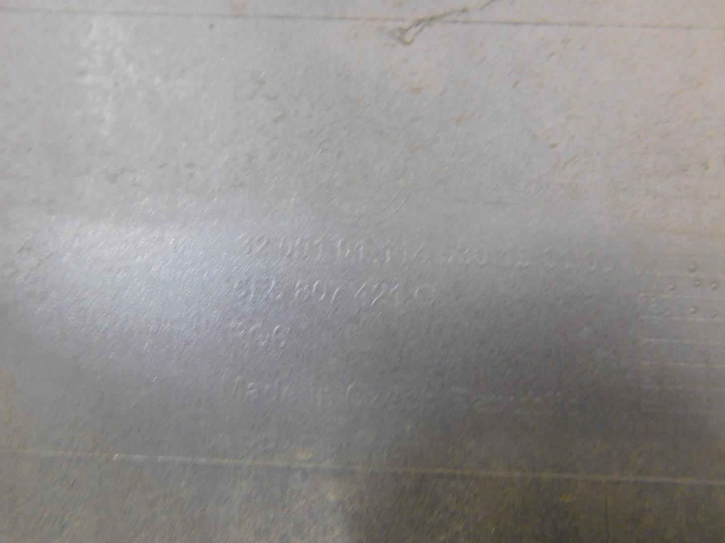 Бампер задний