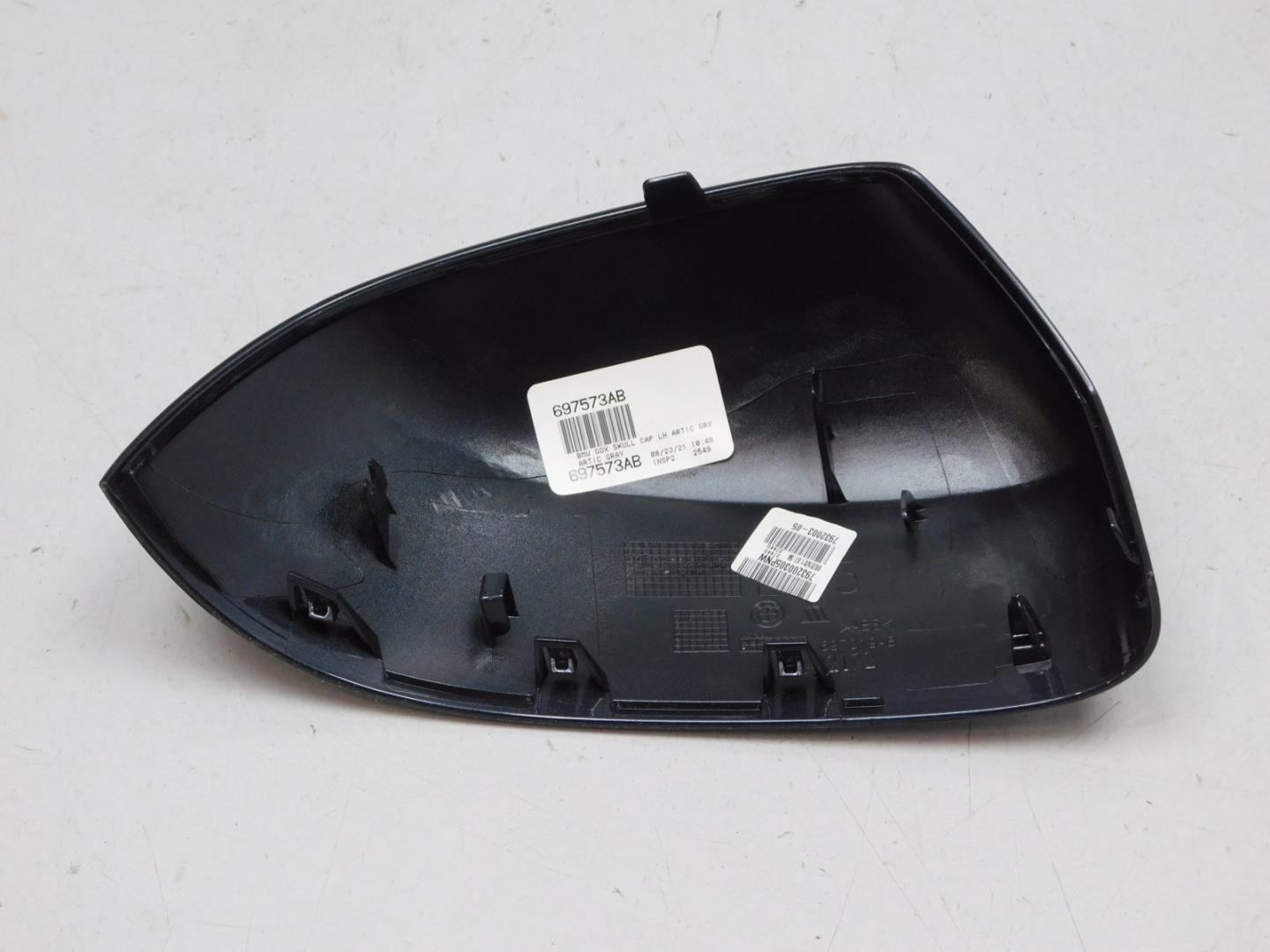 Накладка зеркала левого