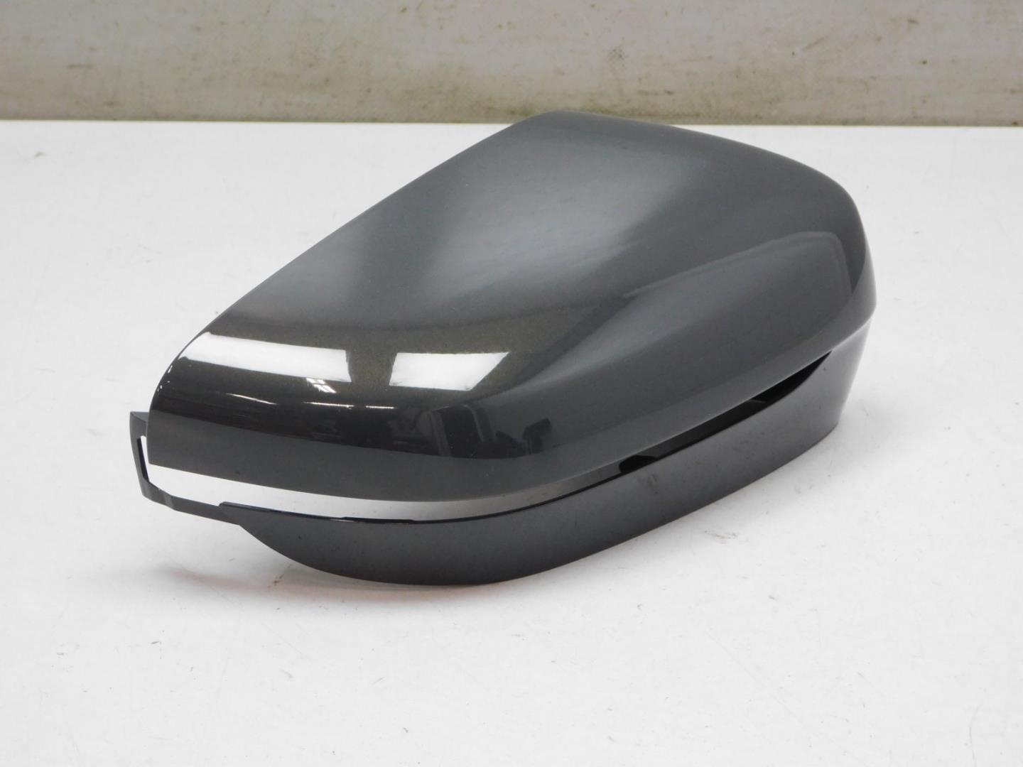 Накладка зеркала правого