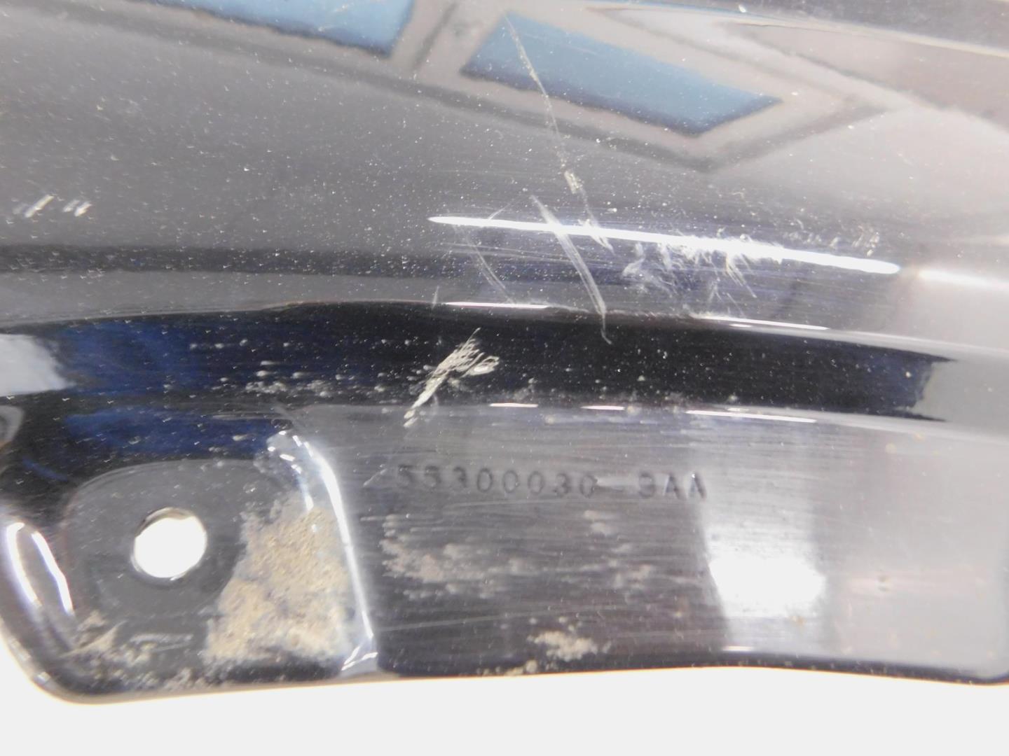 Крыло переднее левое