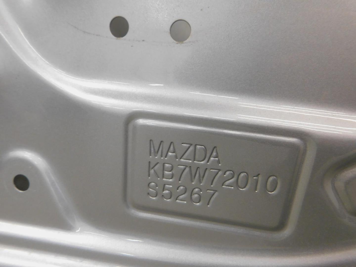 Дверь задняя правая